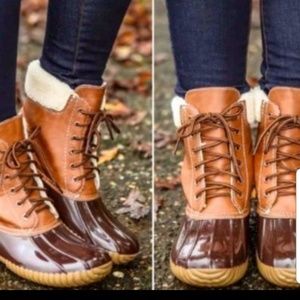 Duck Boots | Brown and Tan | Size 10